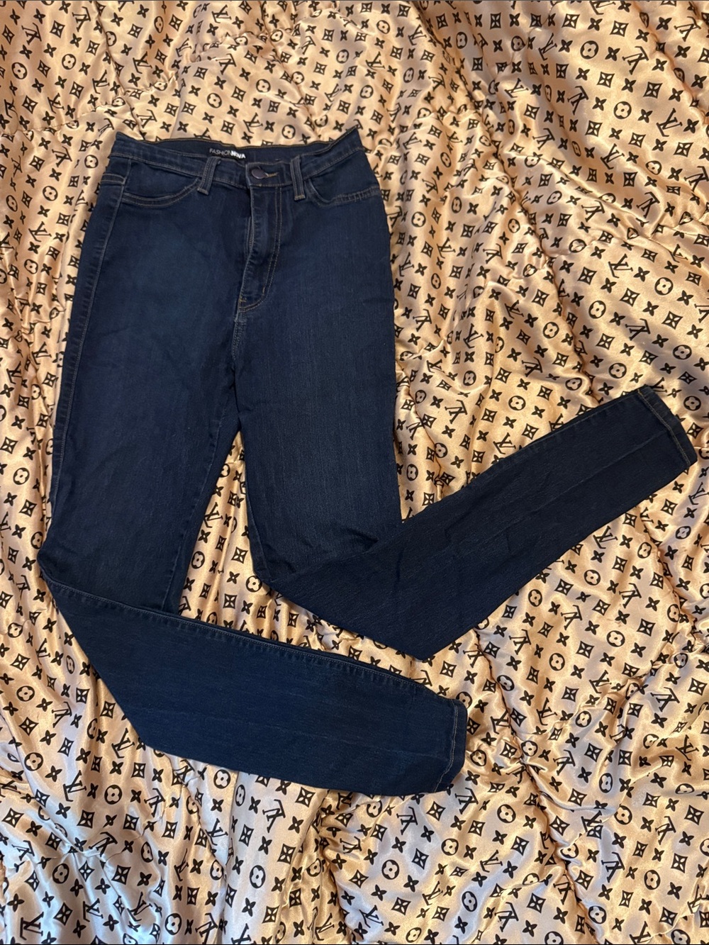 Fashion nova size 28 Dark Blue Women's super High-Rise Jeans
